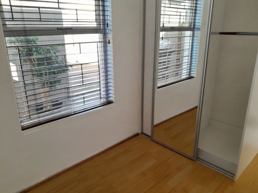 2 Bedroom Property for Sale in Thornton Western Cape